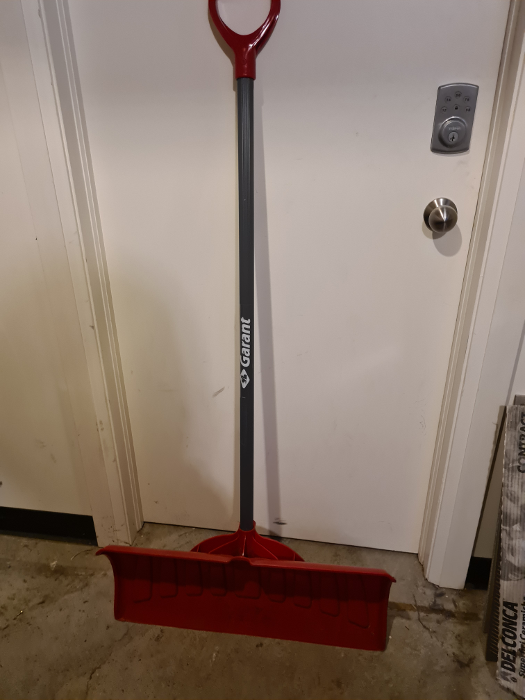 Garrant Snow Shovel and Ice Scraper - photo 2