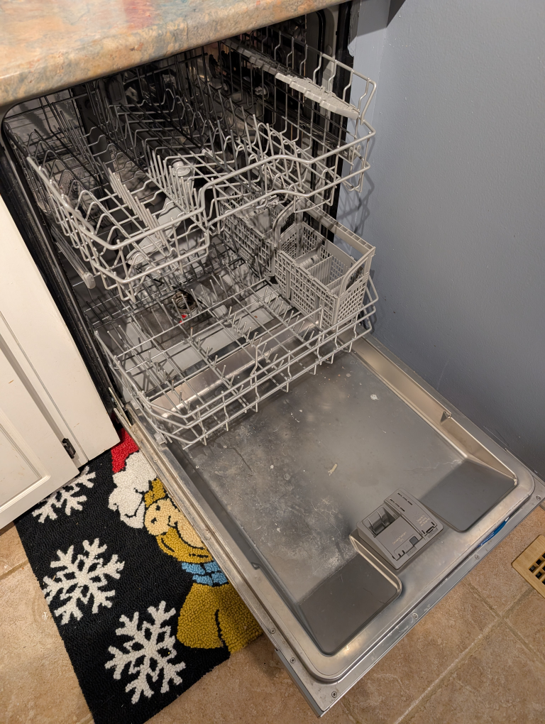Kenmore Dishwasher - photo 3