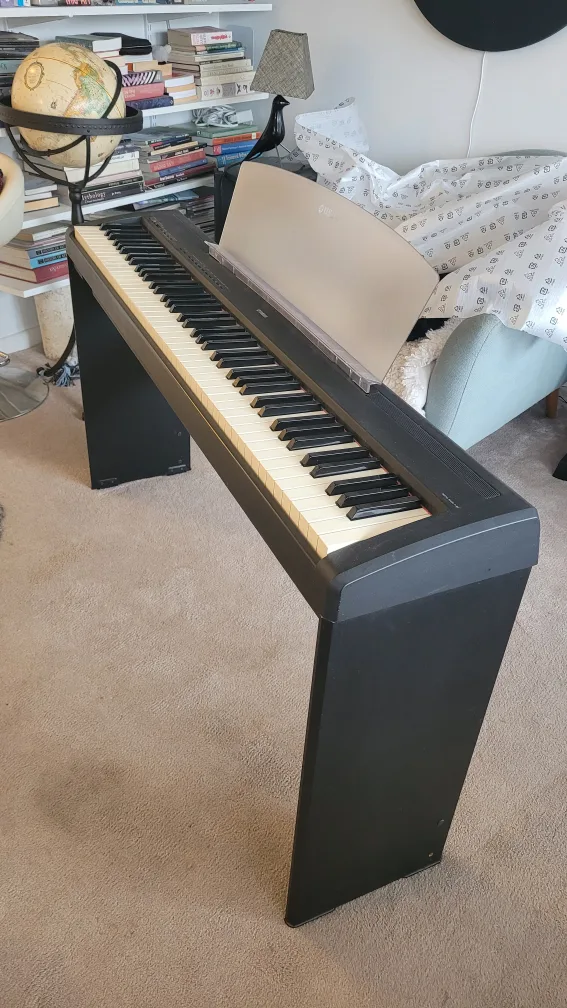 Yamaha P-95 Digital Piano with Stand - LAST CHANCE!