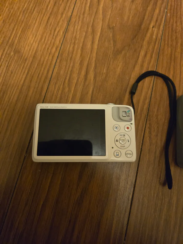 White Canon SX600 HS Powershot + Charger & Case image indicator(3)