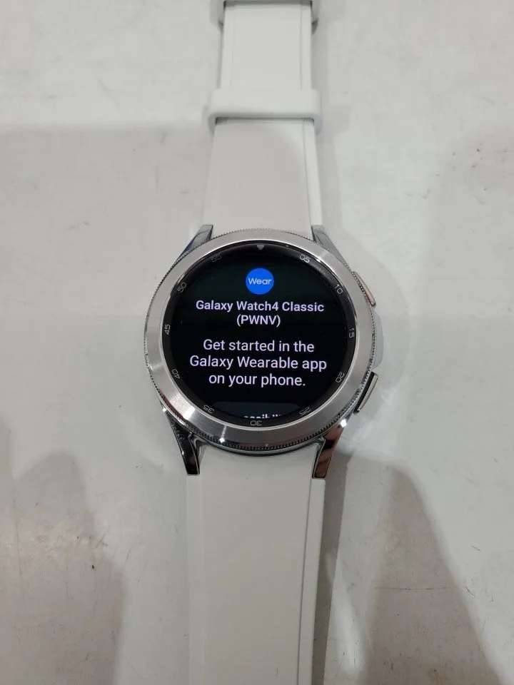 Samsung Galaxy Watch 4 Classic 42mm WiFi + GPS - White image indicator(4)