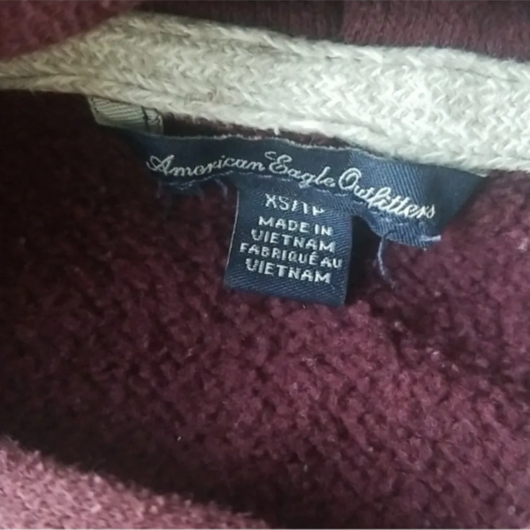American Eagle Hoodie size xs image indicator(2)