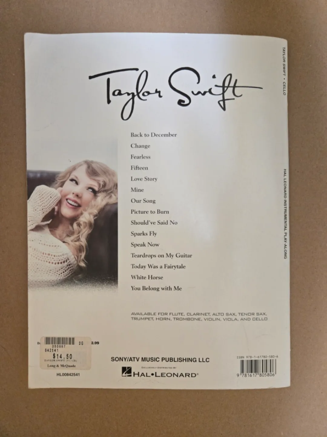Taylor Swift Cello Play-Along Sheet music book with CD image indicator(2)