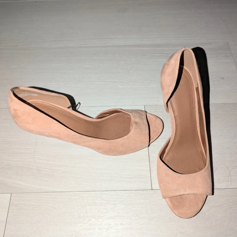 Suede Peep Toe Heels image indicator(2)