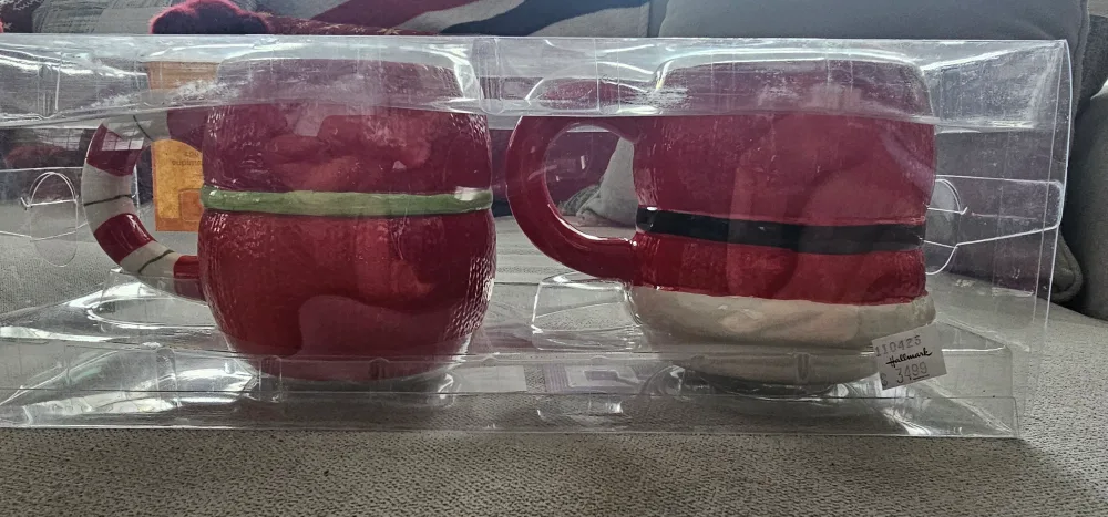 Holiday Market Santa and Mrs Claus Ceramic Mug Set image indicator(2)