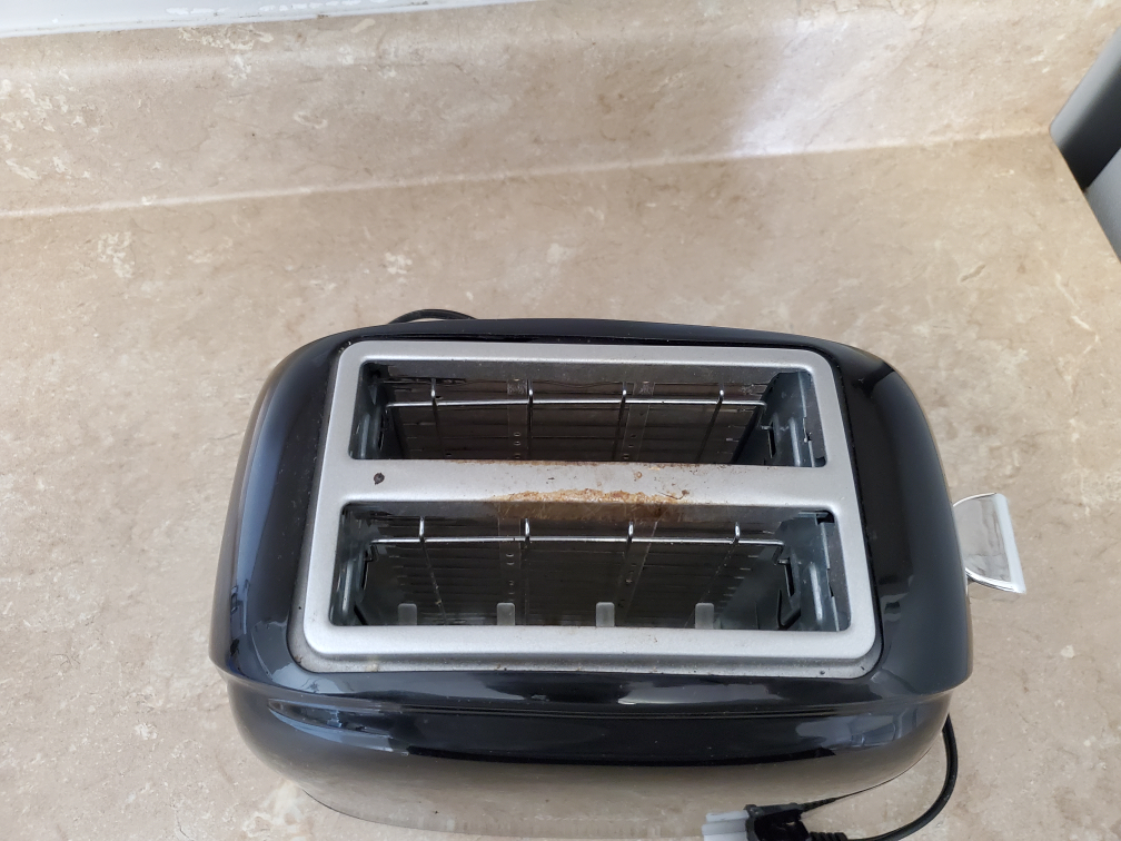 MOVING SALE - Sunbeam 2 Slice Toaster - photo 3