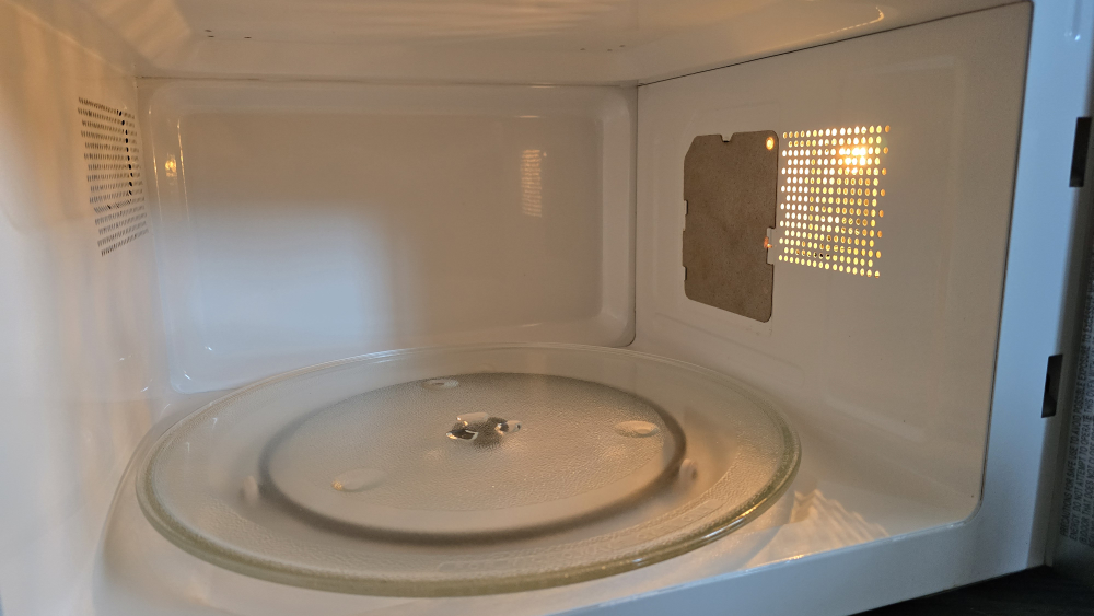 Hamilton Beach Microwave - photo 2
