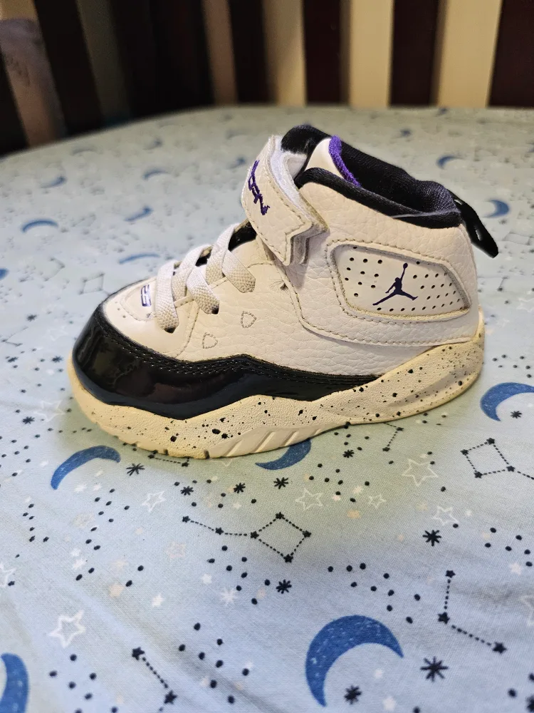 Nike Air Jordan B’Loyal Baby Sneakers Shoes CK1427-115 Size 6C image indicator(2)