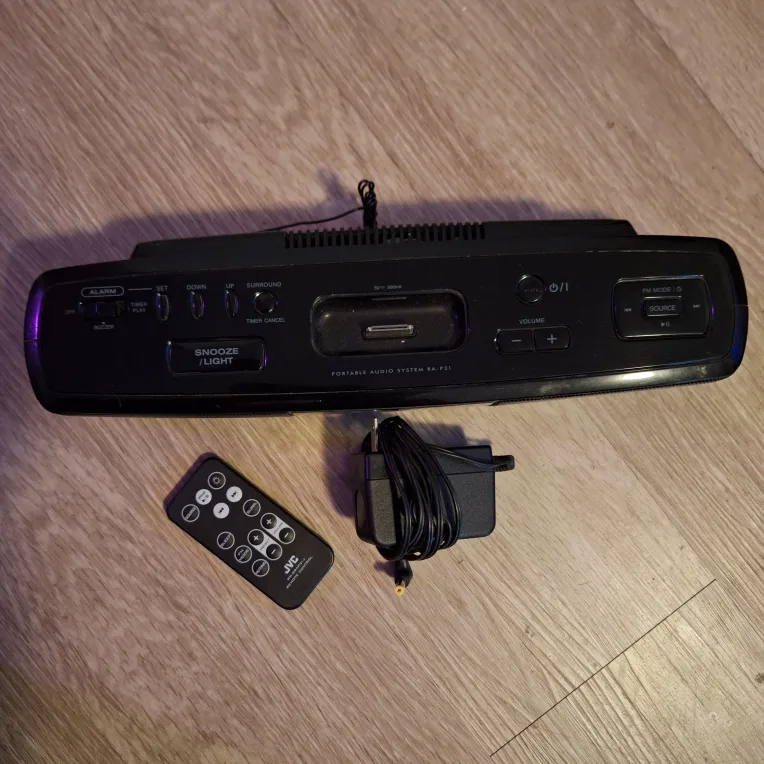 JVC AM/FM radio Alarm clock w/iPod docking station image indicator(2)