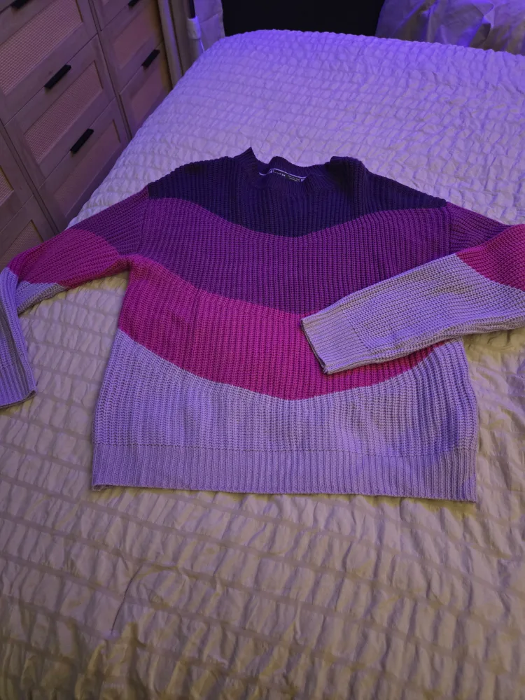 Color block Knit Sweater thumbnail