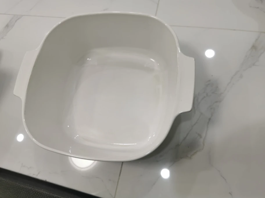 2 Vintage Corning Ware 2.5L Casserole Dish with Lid