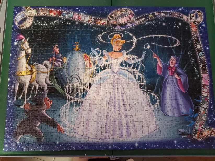 RAVENSBURGER CINDERELLA PUZZLE image indicator(2)