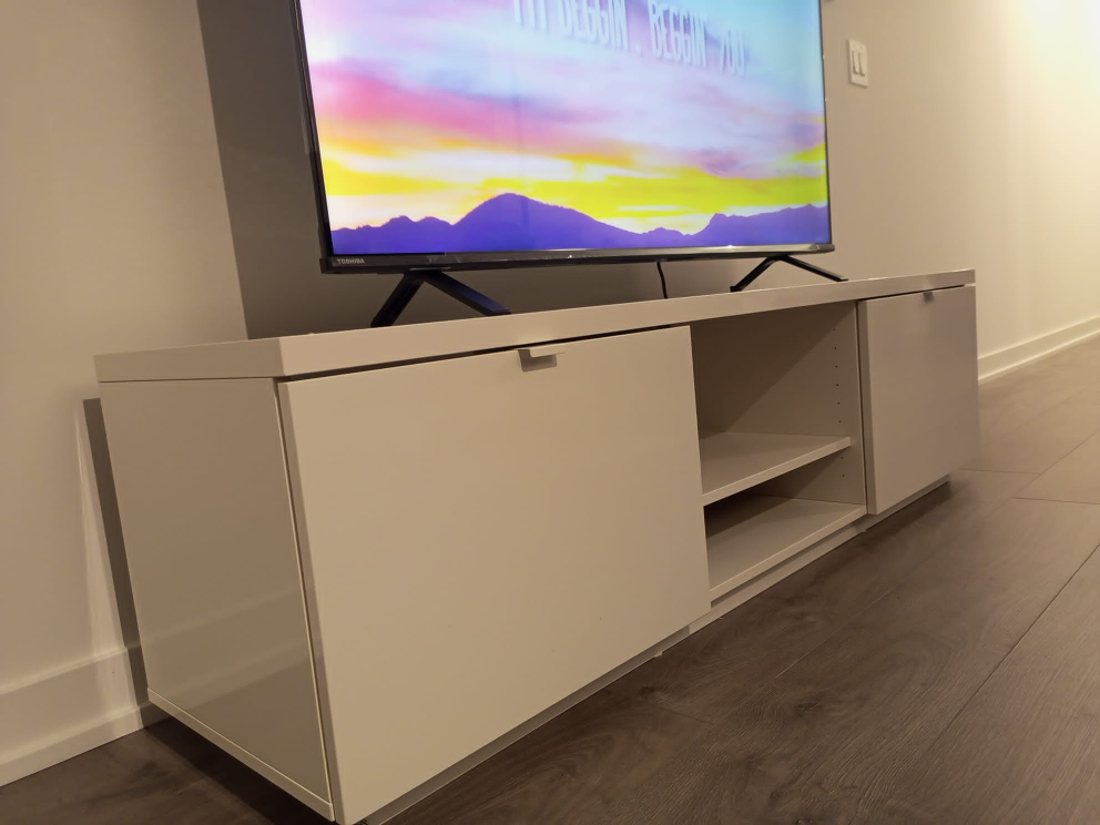 New TV stand less than a year old ! - photo 3