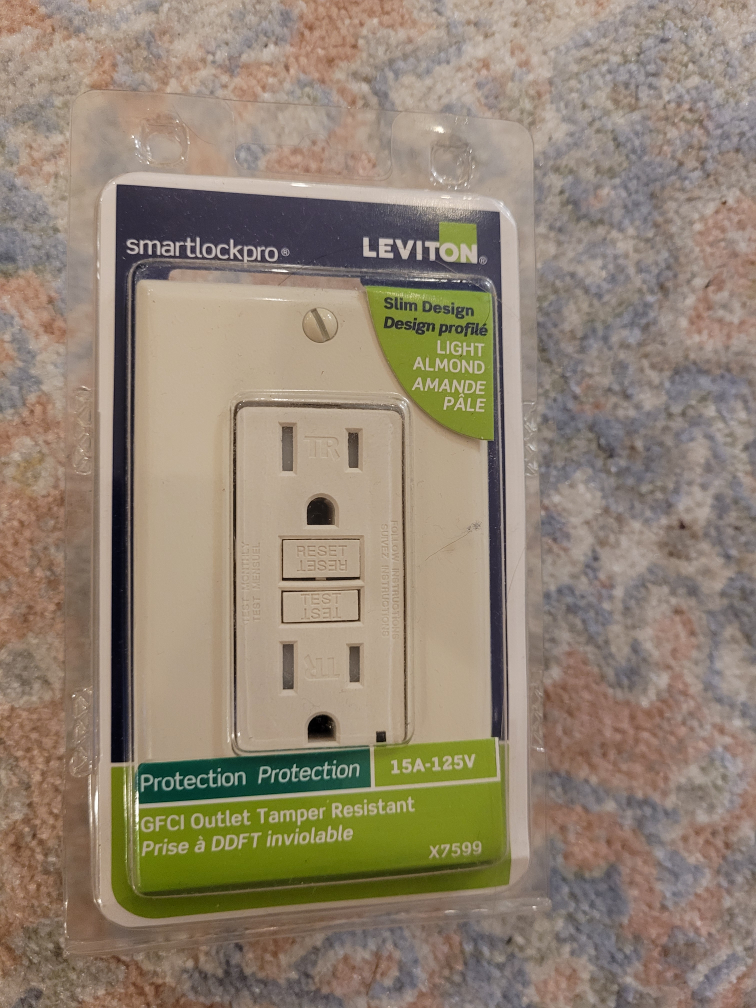 Leviton Smartlockpro Slim GFCI Outlet - photo 2