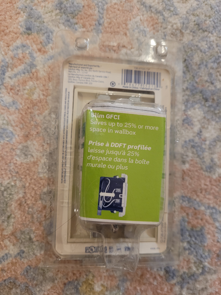 Leviton Smartlockpro Slim GFCI Outlet - photo 3