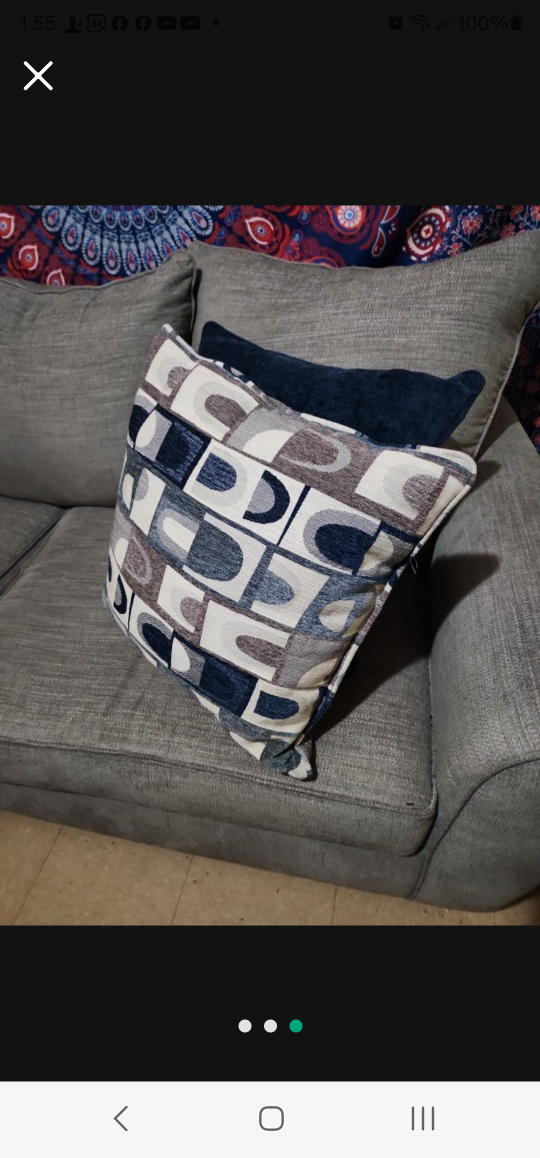 Great Loveseat and Sofa - photo 3
