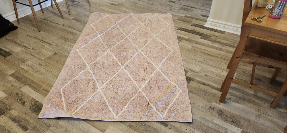 Pink and White Area Rug Bouclair