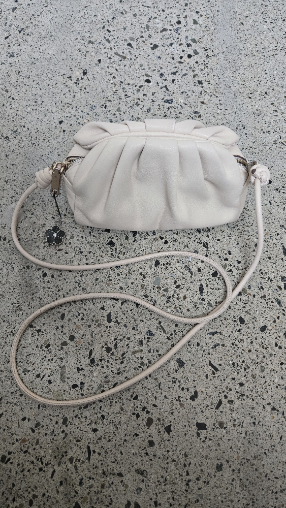 White Leather Crossbody Bag #Freecycle