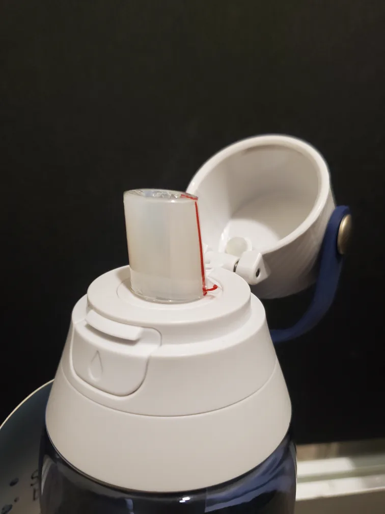 Brita Premium Filtering Water Bottle 26oz image indicator(7)