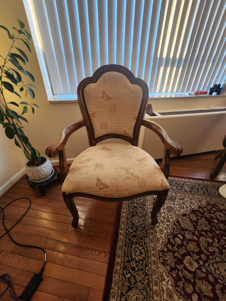 Ornate Accent Chair - photo 2