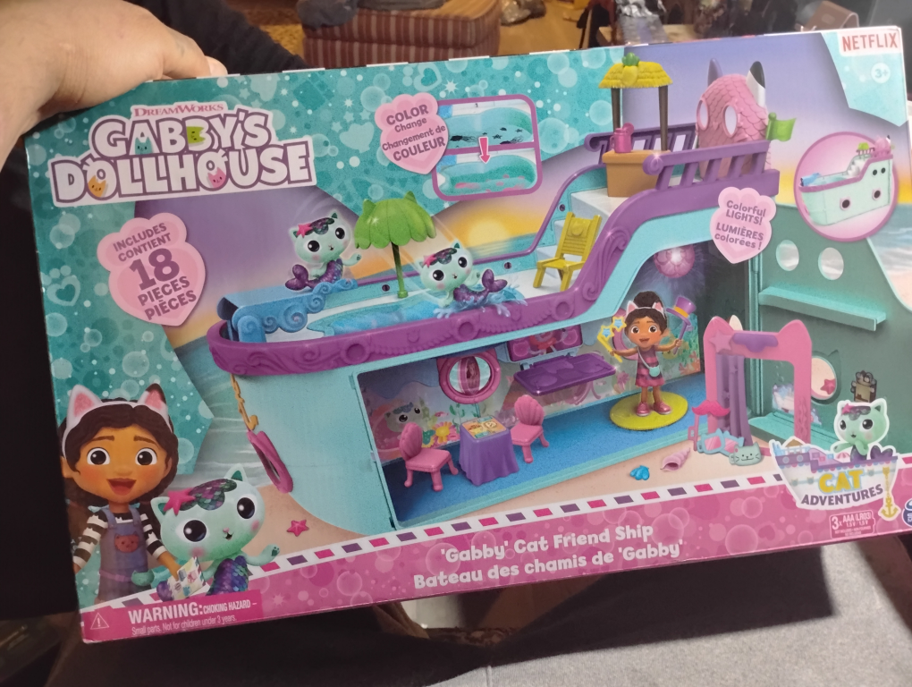 Gabby's Dollhouse Cat Friend Ship Playset