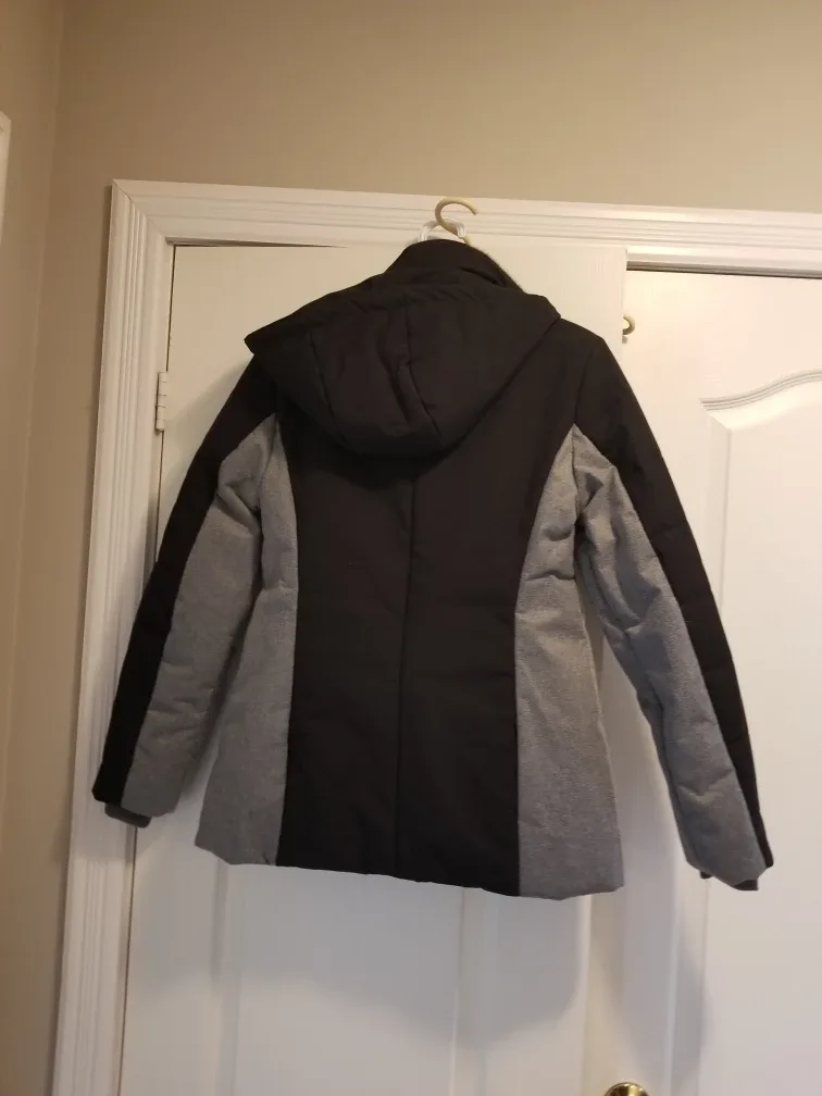 Ladies small winter coat brand new image indicator(4)