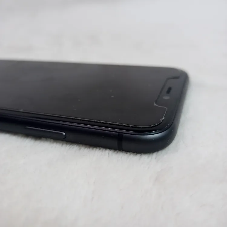 iPhone 11 64GB Black 95% Battery (Great Condition) image indicator(5)