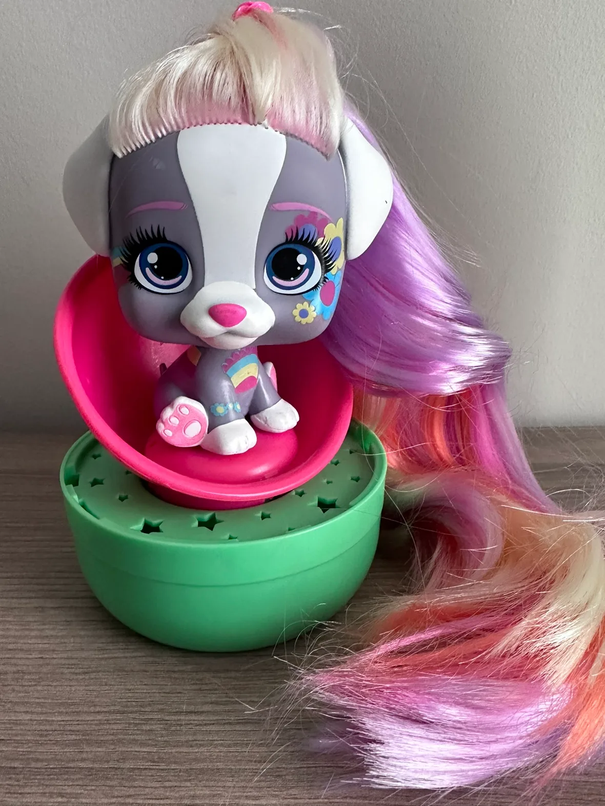 I love VIP Pets spring vibes Lady Gigi doll set image indicator(3)