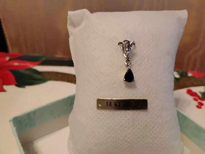 14KT Gold Pendant with Genuine Pear Shape Sapphire image indicator(2)