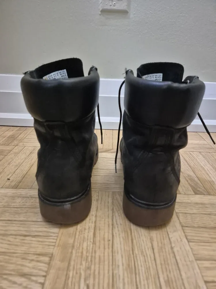 Black Timberland Boots image indicator(3)