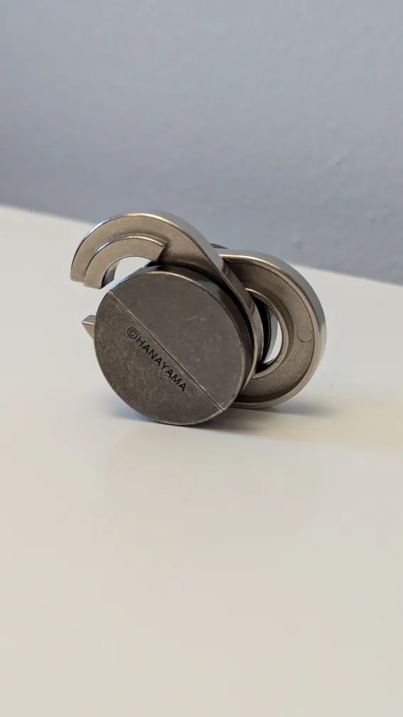 Hanayama Padlock Puzzle image indicator(2)