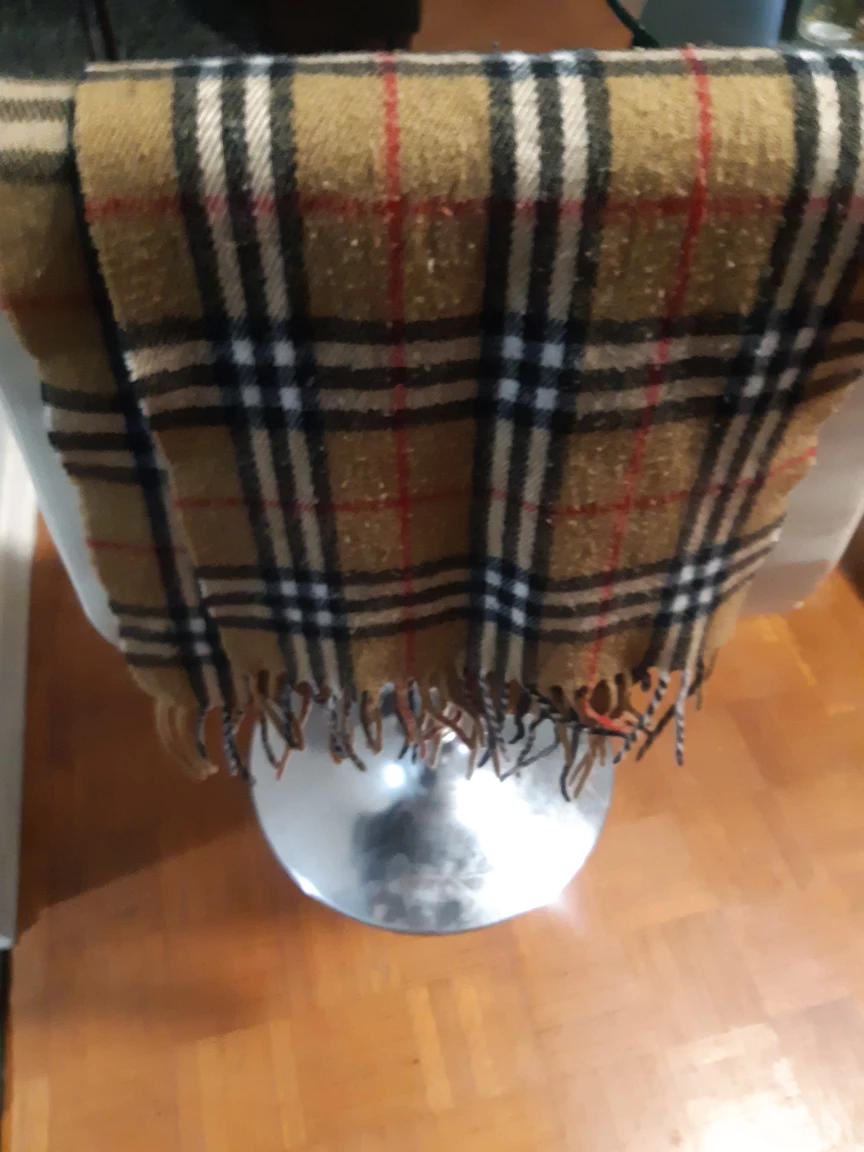 Burberry's of London Scarf - photo 2