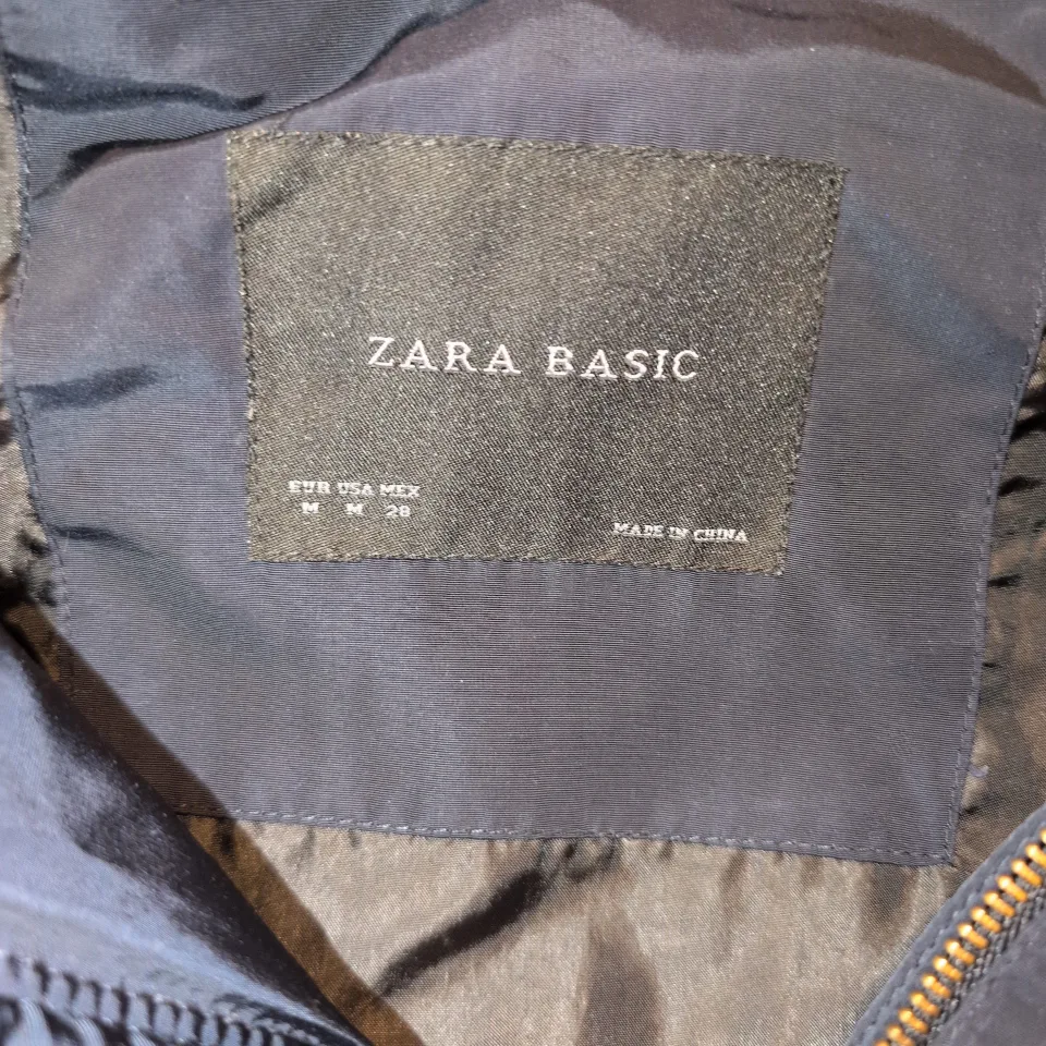 Zara Women's Puffer Jacket with Fur Hood image indicator(4)