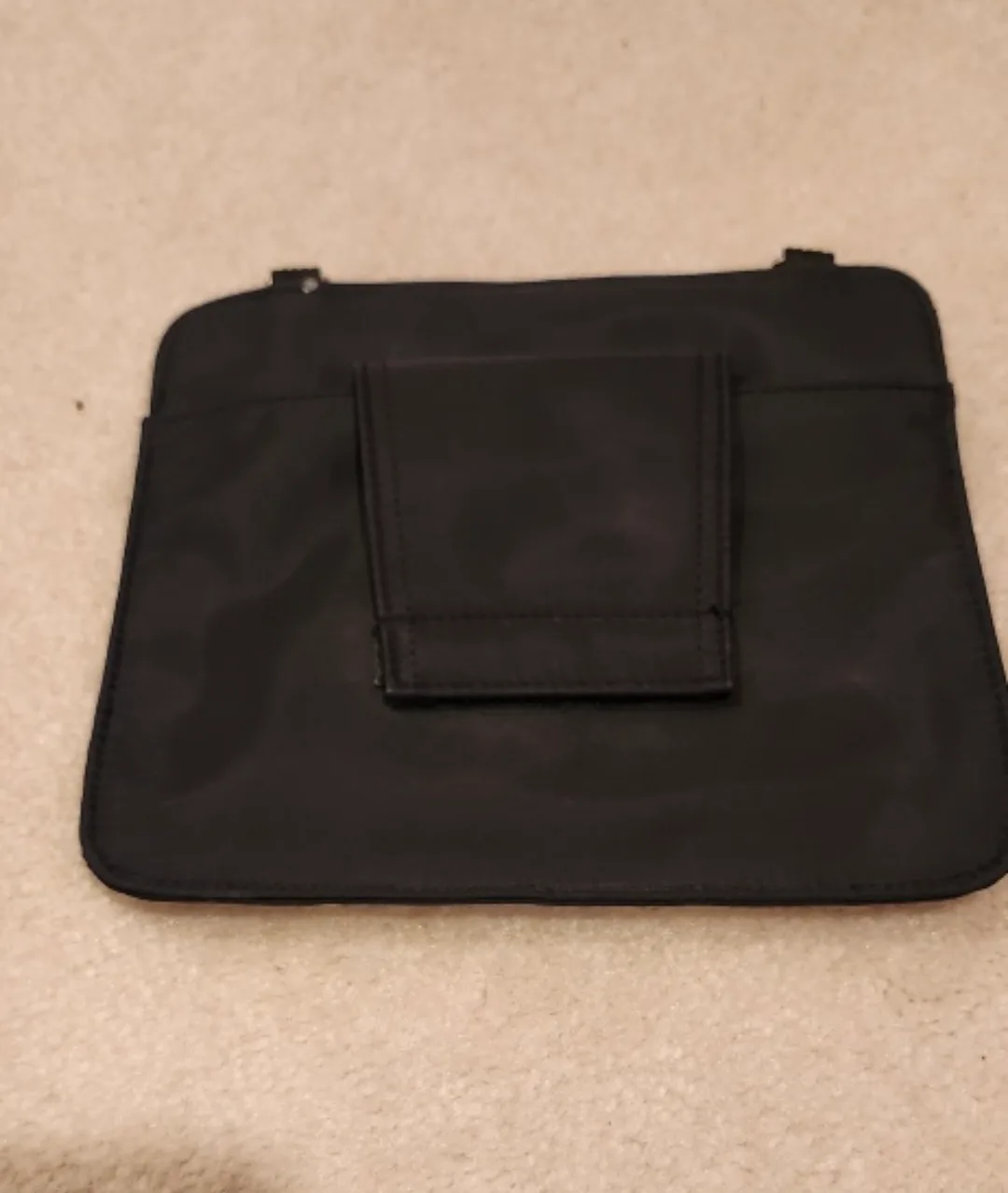 Frankie & Johnnie Black Crossbody Bag#ThriftyPicks image indicator(2)