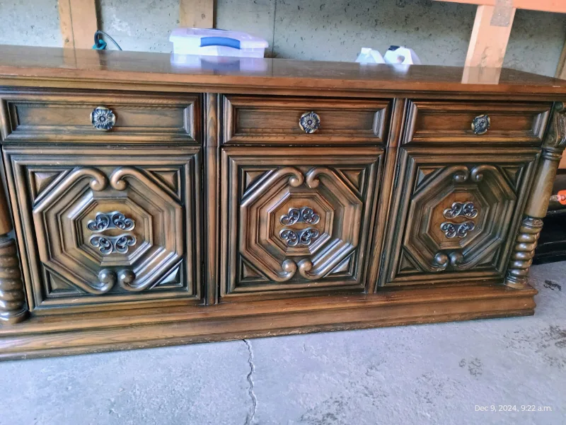 Vintage Wooden Cabinet image indicator(10)