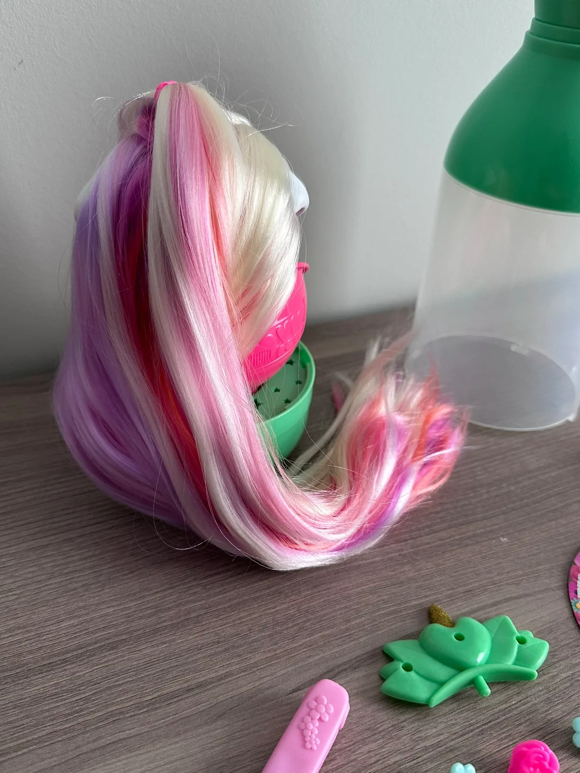 I love VIP Pets spring vibes Lady Gigi doll set image indicator(6)