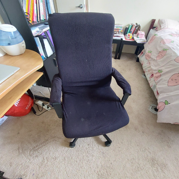Black Office Chair - photo 3