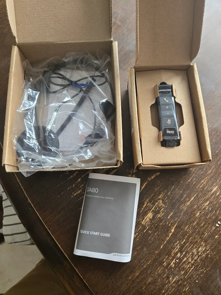 Headset with USB connection image indicator(2)