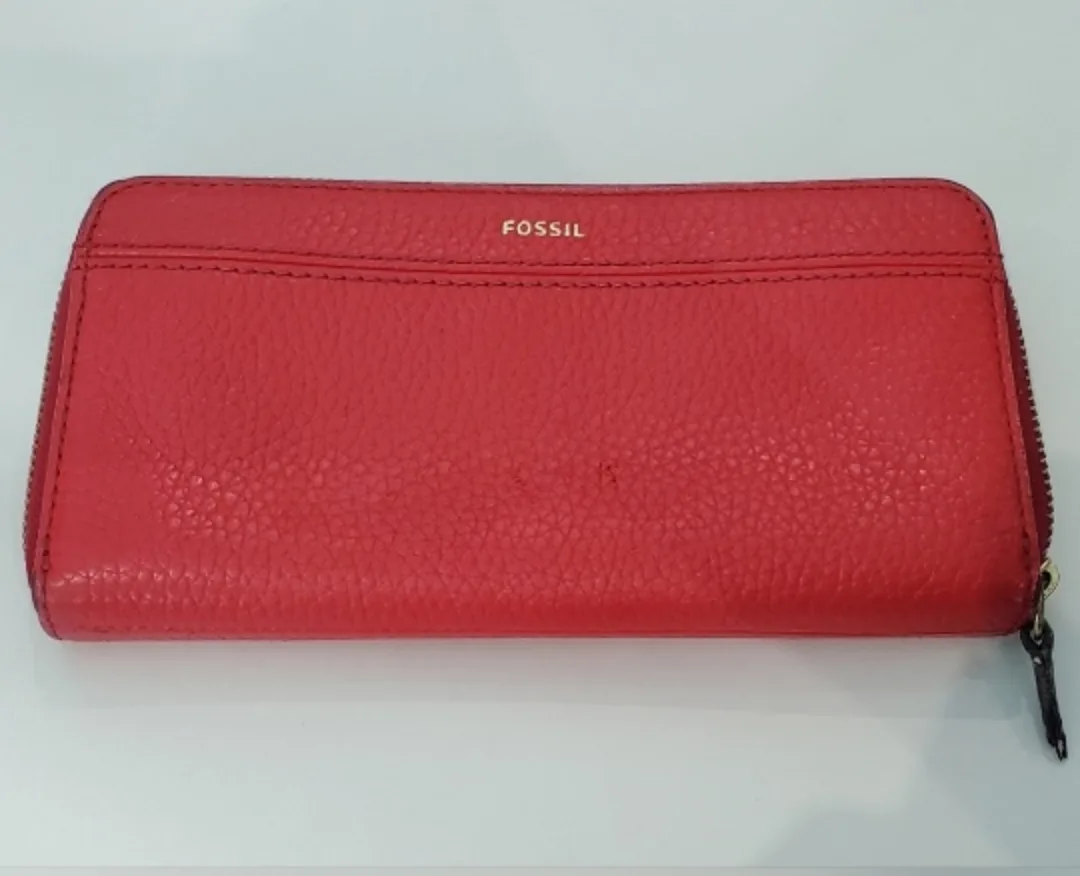 Fossil Red Leather Wallet thumbnail