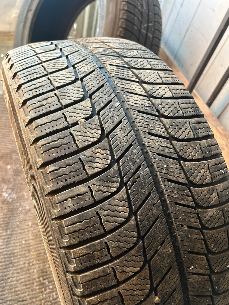 235 55 17.....Michelin snow tires - photo 4
