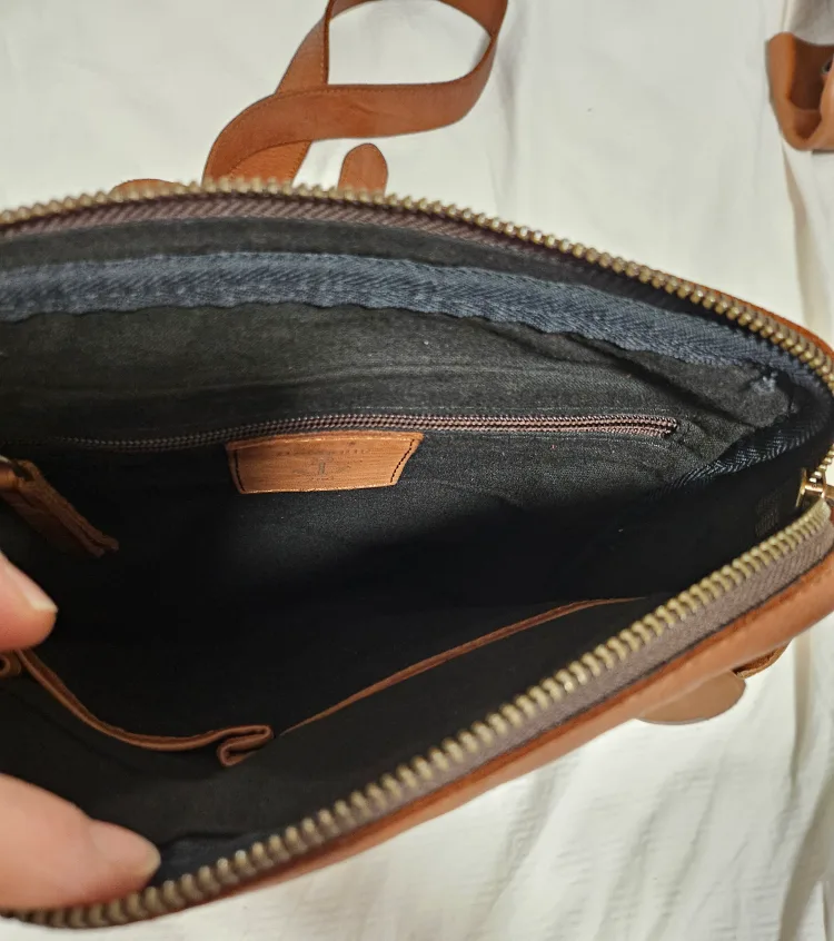 Harbour 2nd  Leather Crossbody Bag image indicator(4)