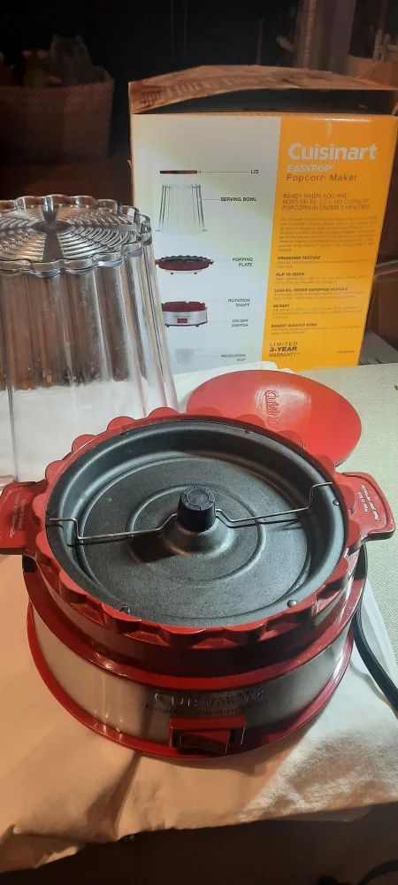 Gently used Cuisinart EasyPop Popcorn Maker image indicator(3)