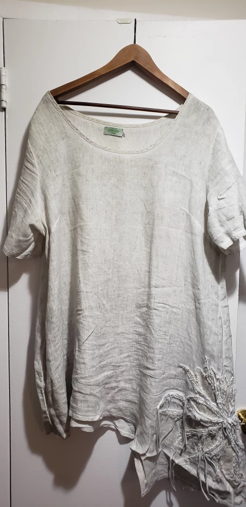 Asymmetrical linen shirt
