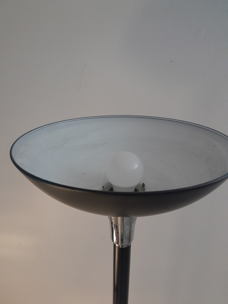 #freecycle Black Floor Lamp - photo 3
