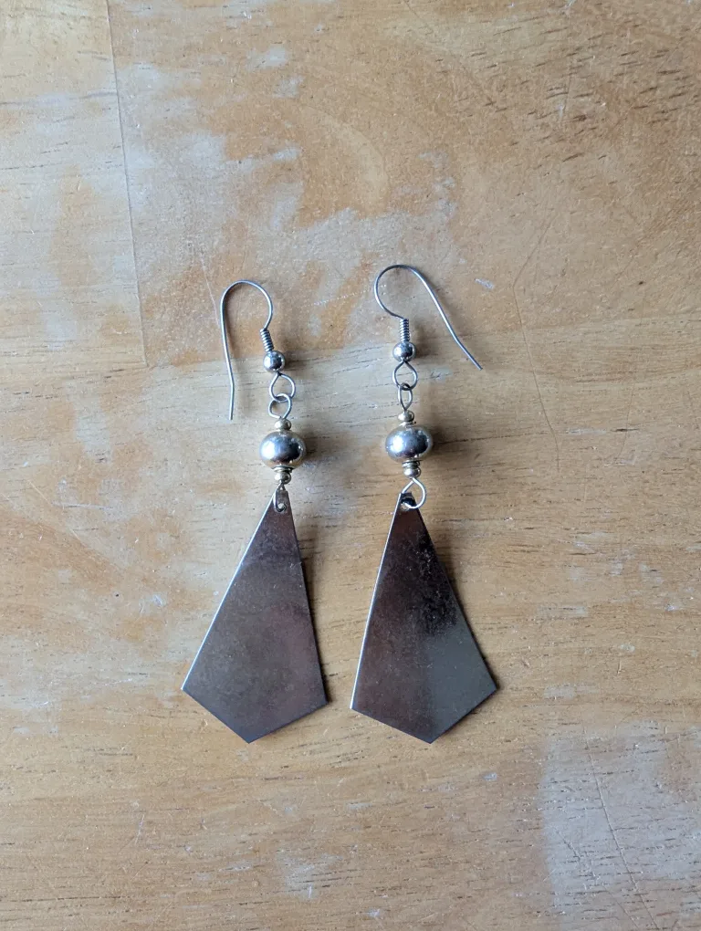 Vintage Silver Tone Geometric Earrings image indicator(3)