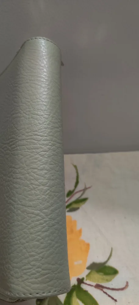 Matt & Nat Wallet image indicator(4)