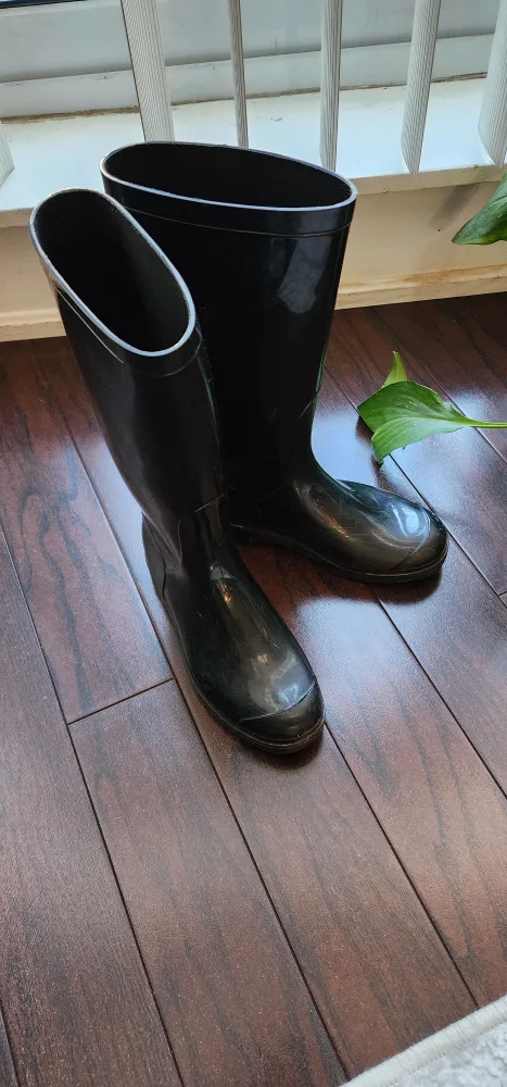 Michael Kors Knit Boot Cuff Socks & Boots image indicator(4)