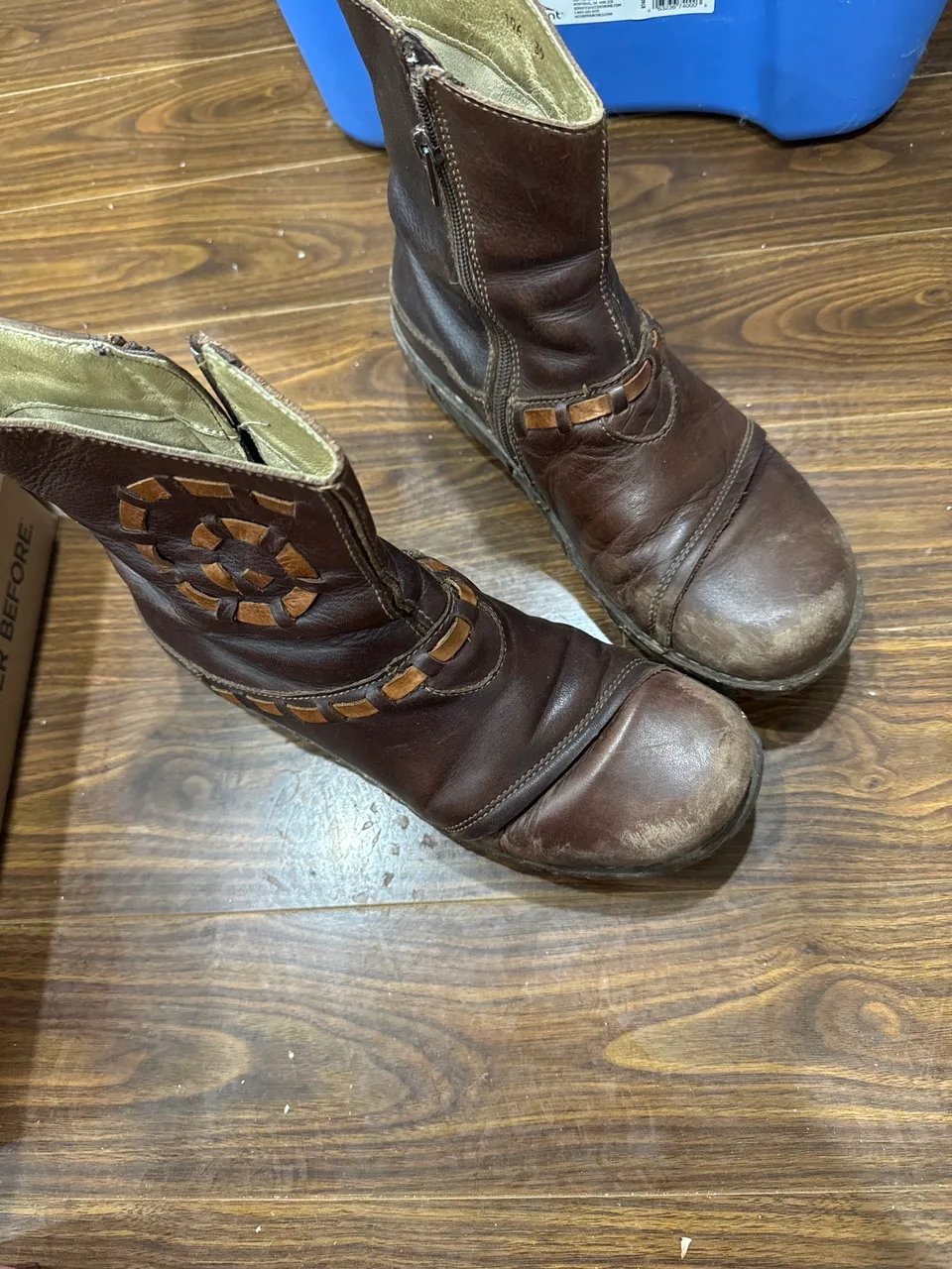 Joesef boost real leather great for Winter image indicator(2)