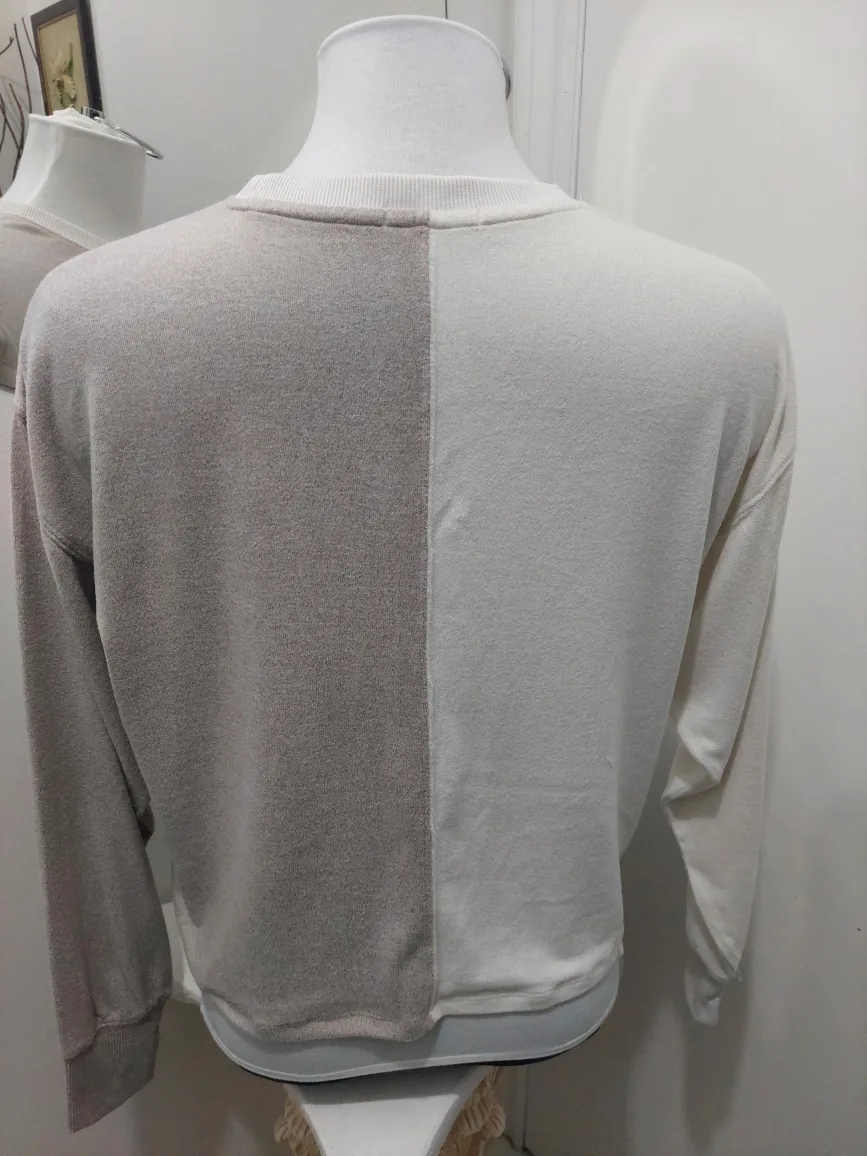 Two Tone Long Sleeve Sweater image indicator(2)