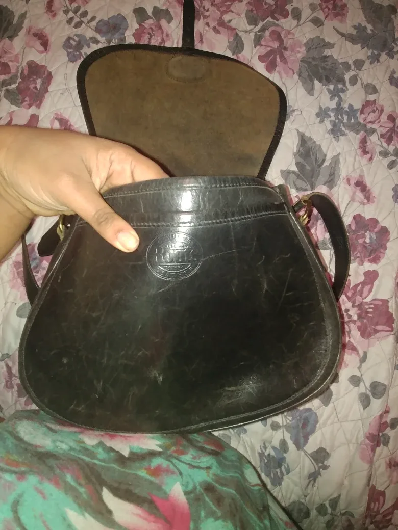 Roots Leather Crossbody image indicator(2)